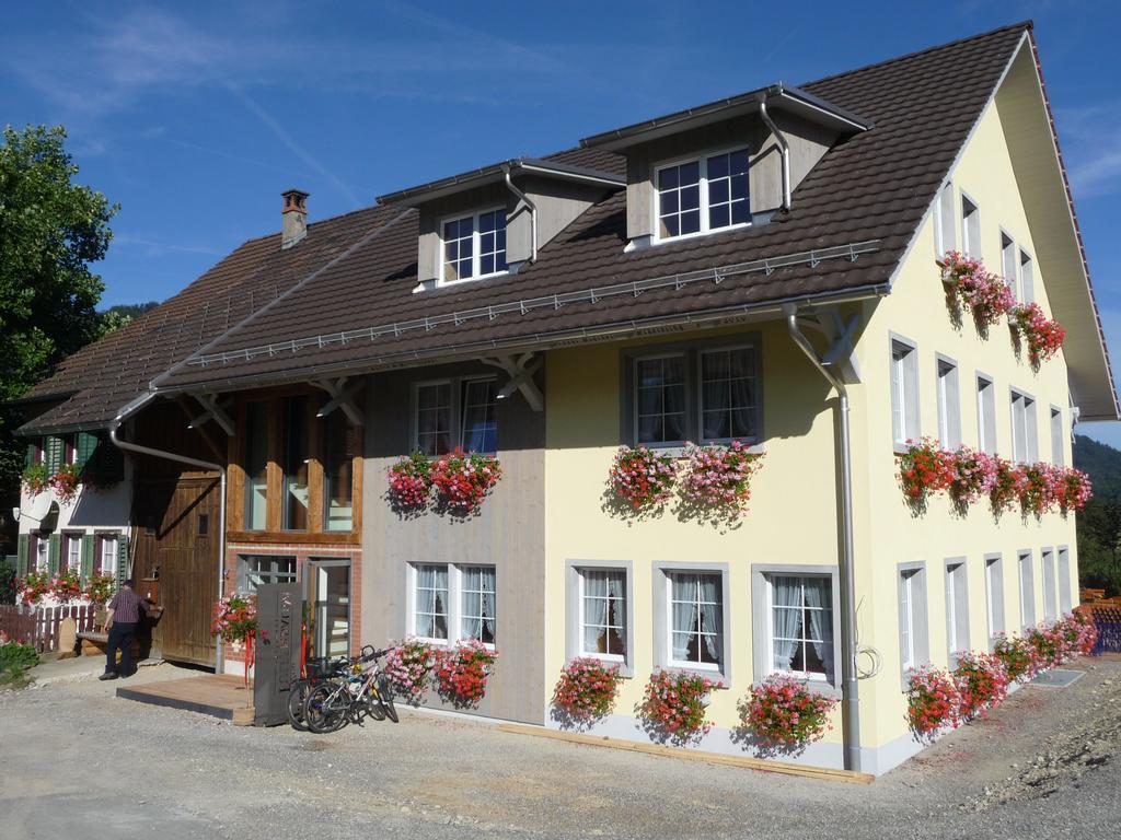 Gastehaus Zum Tulpenbaum Bed & Breakfast Turbenthal Exterior photo
